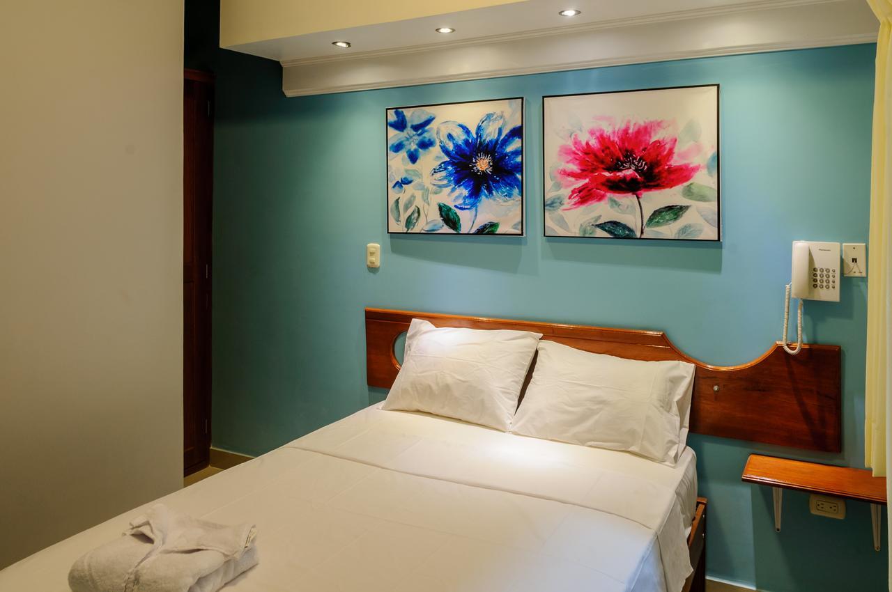 Hotel Confort Amazonico Iquitos Buitenkant foto